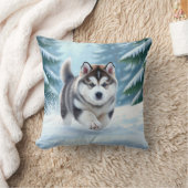 雪の中のマラミュートの子犬 クッション (ブランケット)