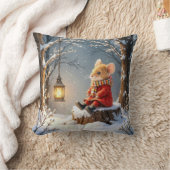 雪の中の冬のネズミと森のランタン クッション (ブランケット)