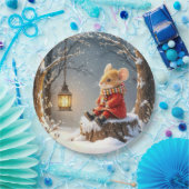 雪の中の冬のネズミと森のランタン ペーパープレート (パーティー)