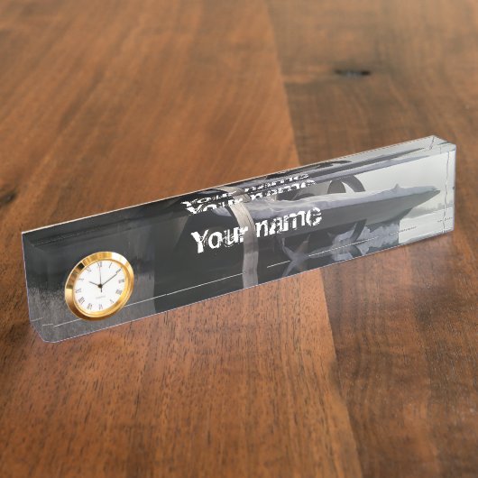 雪の中の古い潜水艦 デスクネームプレート (側面)