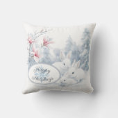 雪の中の可愛い白うさぎ冬の休日 クッション (裏面)