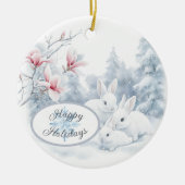 雪の中の可愛い白うさぎ冬の休日 セラミックオーナメント (正面)