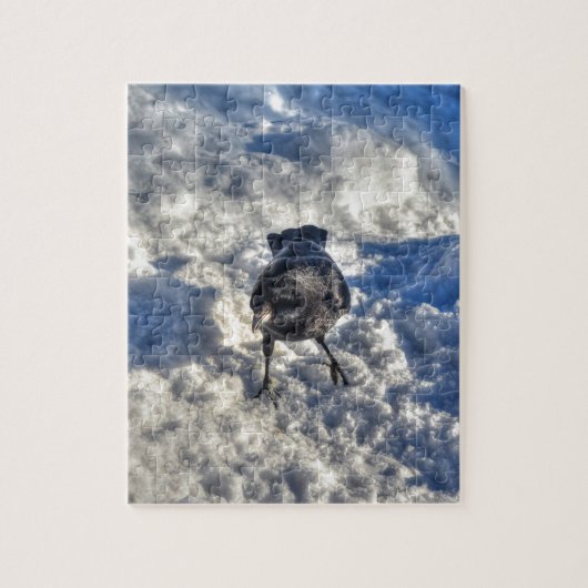 雪の中の可愛い黒いカラス ジグソーパズル (縦)