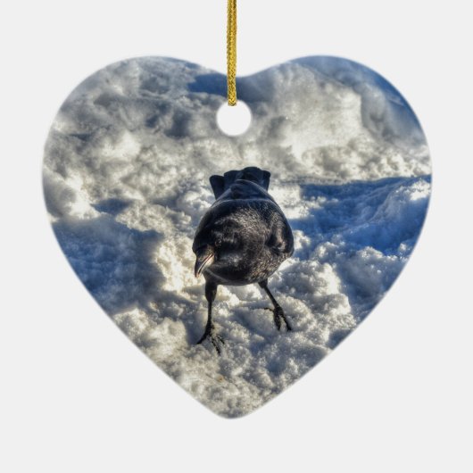 雪の中の可愛い黒いカラス セラミックオーナメント (裏面)