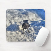 雪の中の可愛い黒いカラス マウスパッド (マウス)