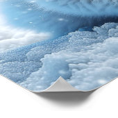 雪の中の小さな白い子猫 ポスター (角)