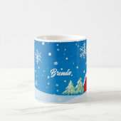 雪の中の小さな赤い家 コーヒーマグカップ (中央)