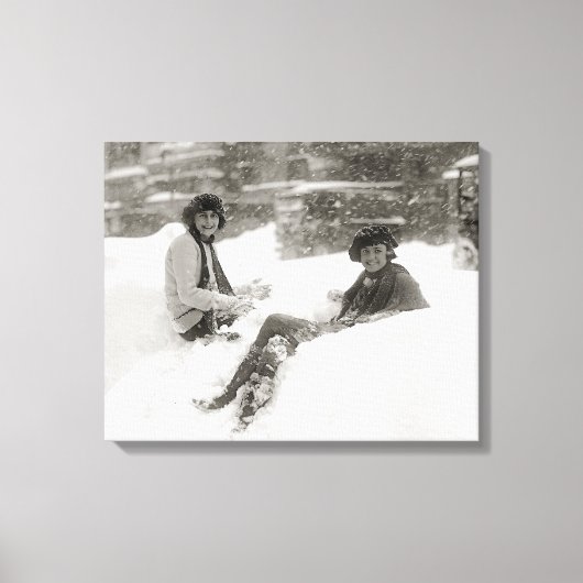 雪の中の少女たち、1922年 キャンバスプリント (正面)