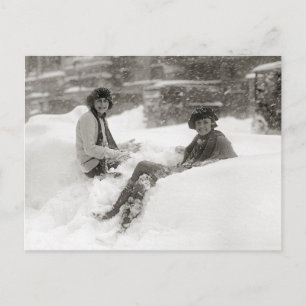 雪の中の少女たち、1922年 ポストカード