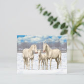雪の中の白い4分の1の馬 ポストカード (スタンド正面)