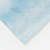 雪の中の秋田犬のクリスマスドッグハウス フリースブランケット (角)