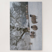 雪の中の羊 ジグソーパズル (縦)