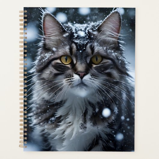 雪の中の美しい灰色のタビー猫 プランナー手帳 (正面)