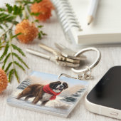 雪の中の聖ベルナール犬 キーホルダー (正面右)