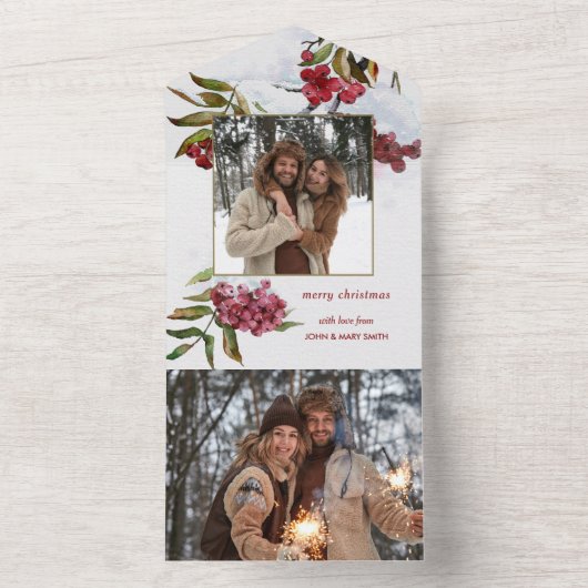 雪の中の赤い水色の冬の果実の写真 オールインワン招待状 (内側)