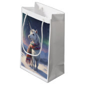 雪の中の魔法のユニコーン – ノーザンライト スモールペーパーバッグ (裏面アングル)