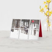 雪の中の鹿と雪の中の赤い鳥小屋 カード (黄色い花)