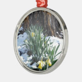 雪の中の黄色の水仙 メタルオーナメント (左)