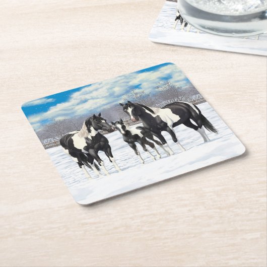 雪の中の黒いピント絵を描4分の1馬 スクエアペーパーコースター (アングル)