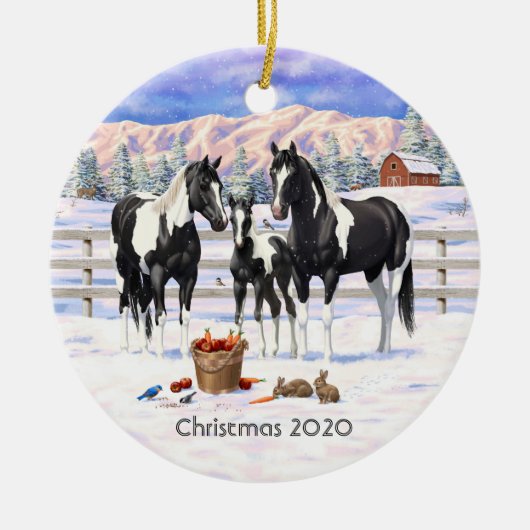 雪の中の黒いピント絵を描4分の1馬 セラミックオーナメント (正面)