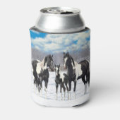 雪の中の黒いピント絵を描4分の1馬 缶クーラー (缶裏面)