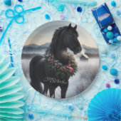 雪の中の黒い馬とクリスマスリース ペーパープレート (パーティー)
