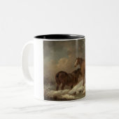 雪の中の2頭の馬(冬のシーン) ツートーンマグカップ (正面左)