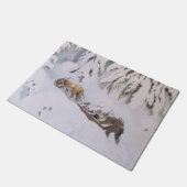 雪の中をクリスマスに旅(by Kittelsen) ドアマット (アングル)