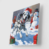 雪の中を走るダルマティア犬のクリスマス帽 スクエア壁時計 (傾斜)