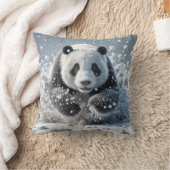 雪の中を走るパンダ クッション (ブランケット)