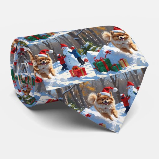 雪の中を走るポメラニアン　クリスマス帽をかぶって ネクタイ (ロール)