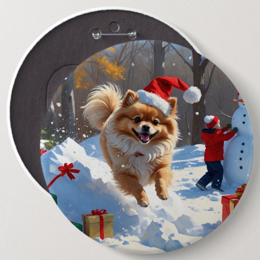 雪の中を走るポメラニアン　クリスマス帽をかぶって 缶バッジ (正面&裏面)