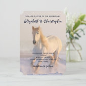 雪の中を駆ける美しい白馬素朴 招待状 (スタンド正面)