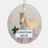 雪の中を駆ける美しい白馬 セラミックオーナメント (左)