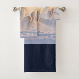 雪の中を駆ける美しい白馬 バスタオルセット