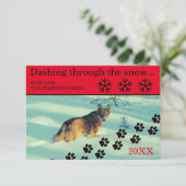 雪の中を駆け抜ける犬 – クリスマスカード 招待状 (スタンド正面)