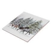 雪の中を駆け抜ける – ランニングの馬 タイル (側面)