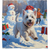 雪の中走でクリスマス帽子とウェスティーの帽子 シャワーカーテン (正面)