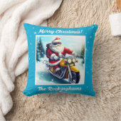 雪の中、バイクに乗ったサンタ クッション (ブランケット)