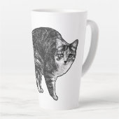 雪の光に輝くタビー猫 カフェラテマグ (右アングル)