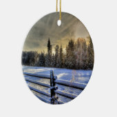 雪の冬の牧草地での日の出 セラミックオーナメント (右)