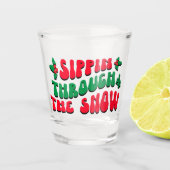 雪の冬を通してクリスマスのサイピンおもしろいス ショットグラス (正面)