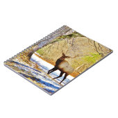 >雪の前面のブルエルク ノートブック (左側)