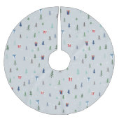 雪の北欧のクリスマスフォレスト ブラッシュドポリエステルツリースカート (正面)