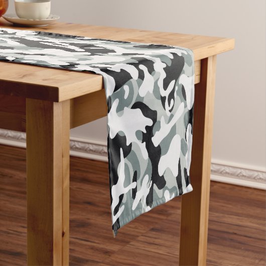 雪の塵カモフラージュ ショートテーブルランナー (インサイチュ)