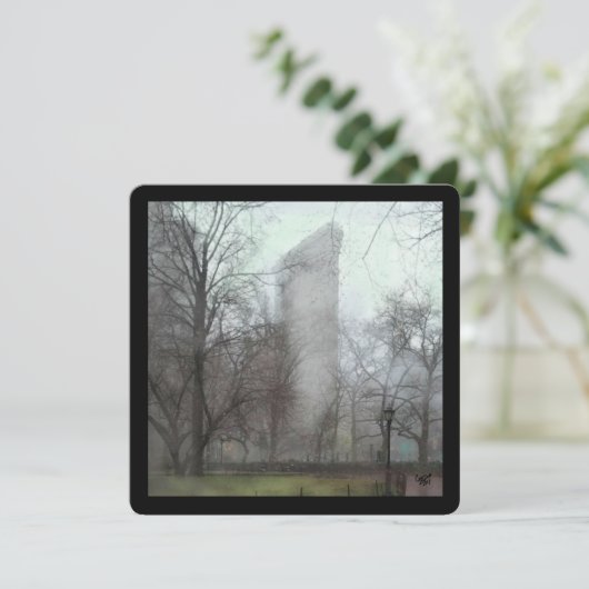 雪の夕べNYCフラットアイアンシティスケープのクリスマス シーズンカード (スタンド正面)