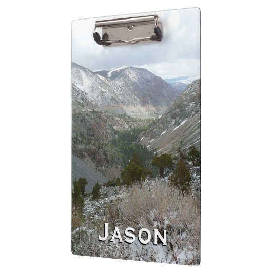 雪の多いシエラネバダ山脈をドライブする クリップボード (左)