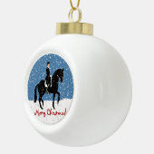 雪の多いドレスセージホースクリスマス セラミックボールオーナメント (右)