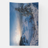 雪の多い冬のバルト海沿岸 横断幕 (縦)