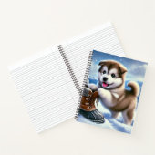 雪の多い冬の遊風景を、かわいいハスキーのワンちゃん ノートブック (内部)